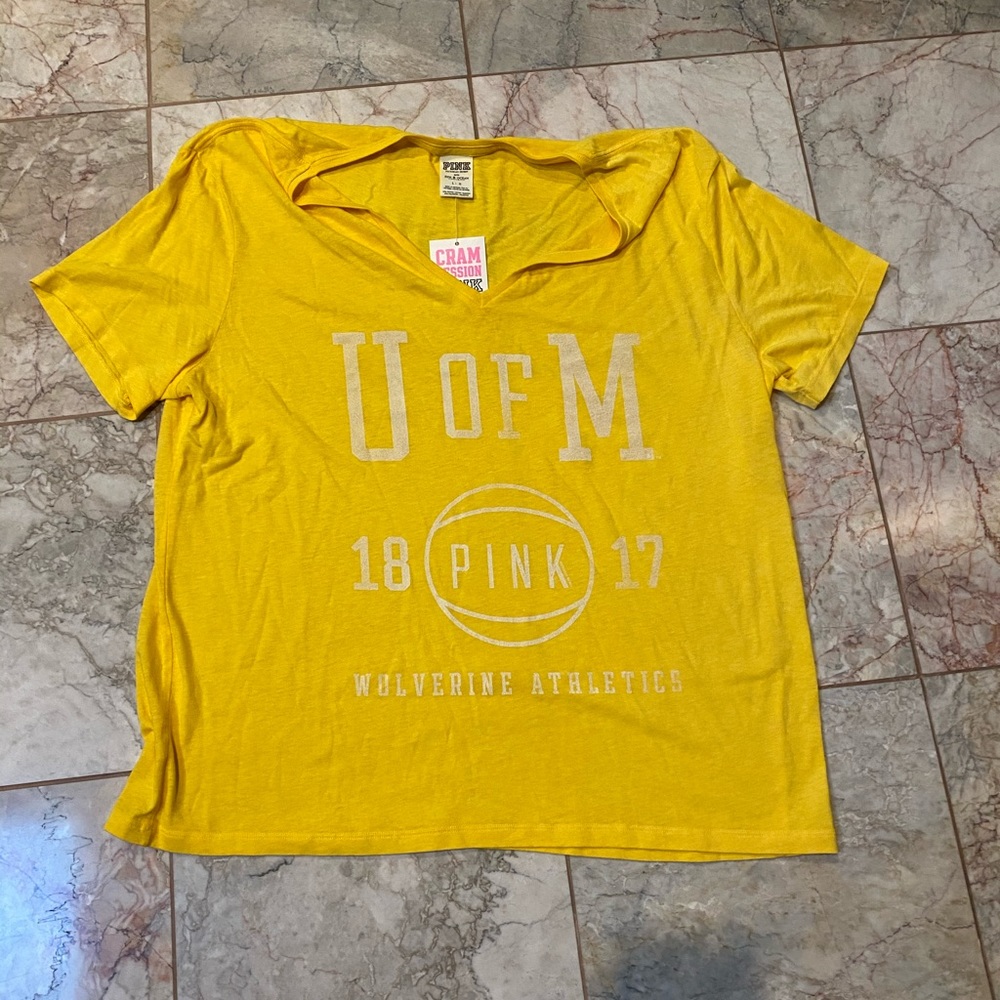 U of M VS pink t shirt